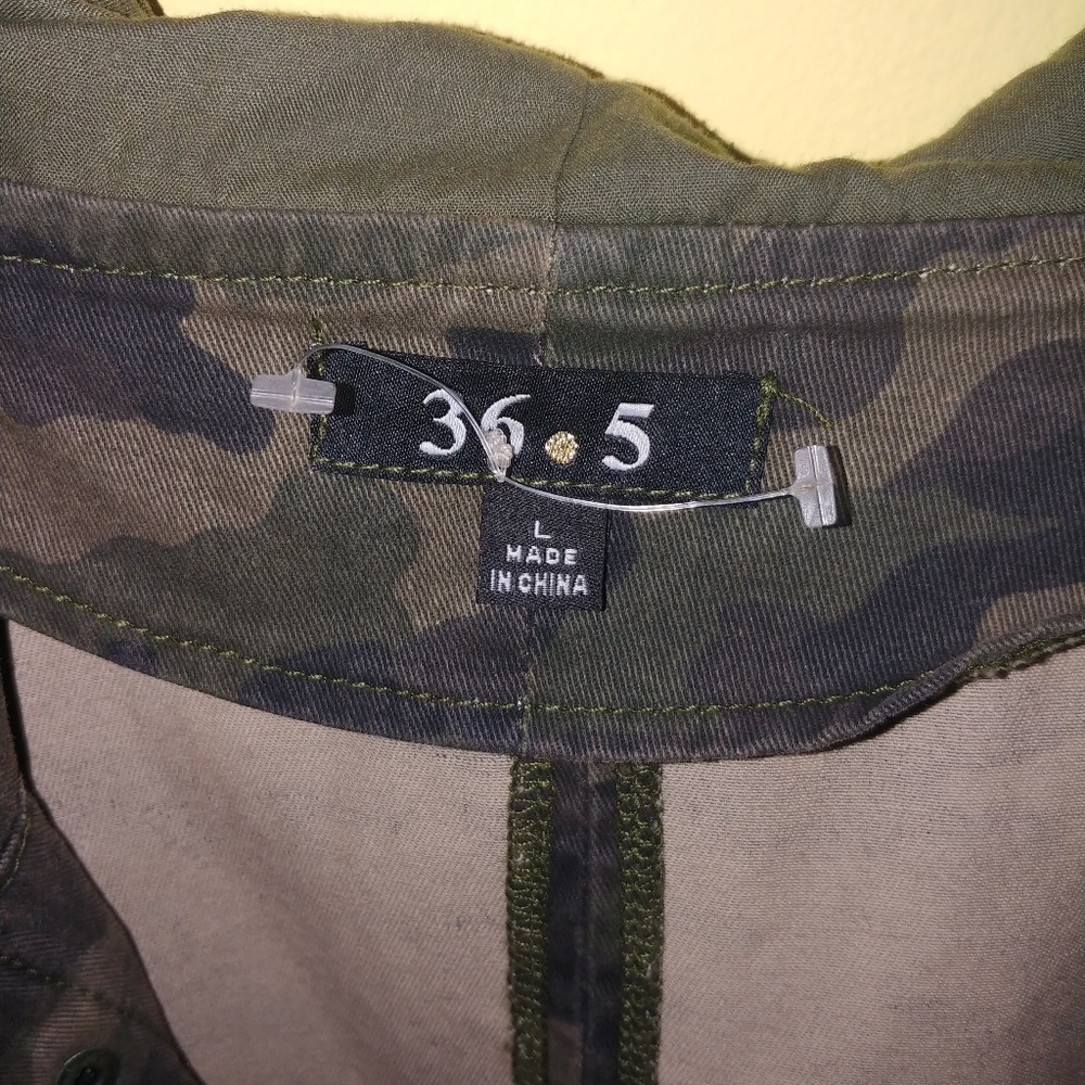 Camo Utility Jacket - Picture 5 of 6